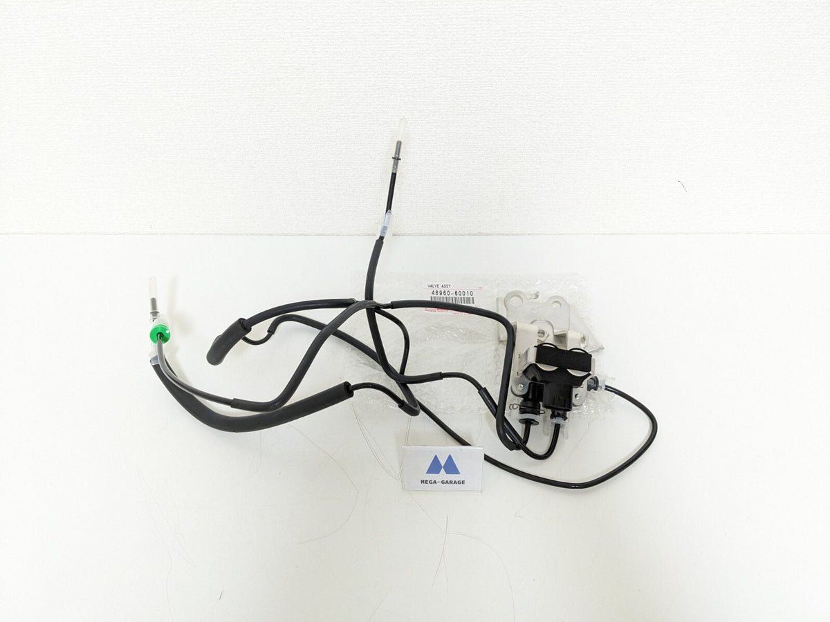 48960-60010 TOYOTA LEXUS Genuine GX460 Height Control Valve Assy No.2