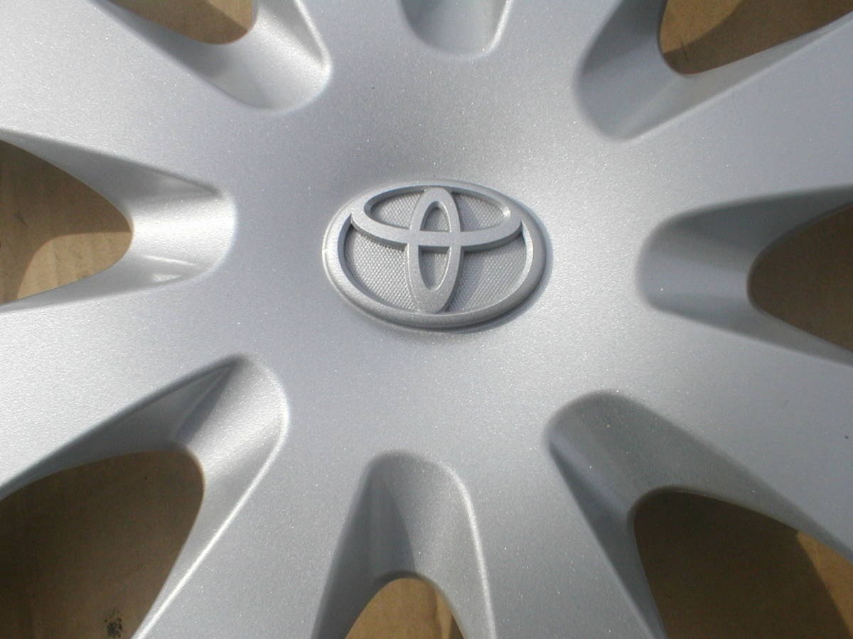 TOYOTA Genuine WHEEL COVER 4 PIECES 15" 42602-52540 JDM Prius C Used JDM