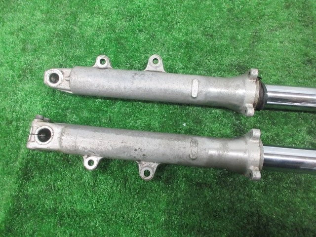 Suzuki RGV250 Gamma VJ21A 1988-1989 Front Fork Genuine OEM