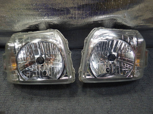 HONDA Acty tryck Van HA6 / HA7 HH5 HH6 head lights left and right Set