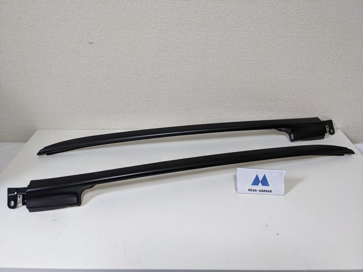 Honda 02-06 CR-V LH RH Front Windshield Side Molding Garnish Pillar Trim Genuine