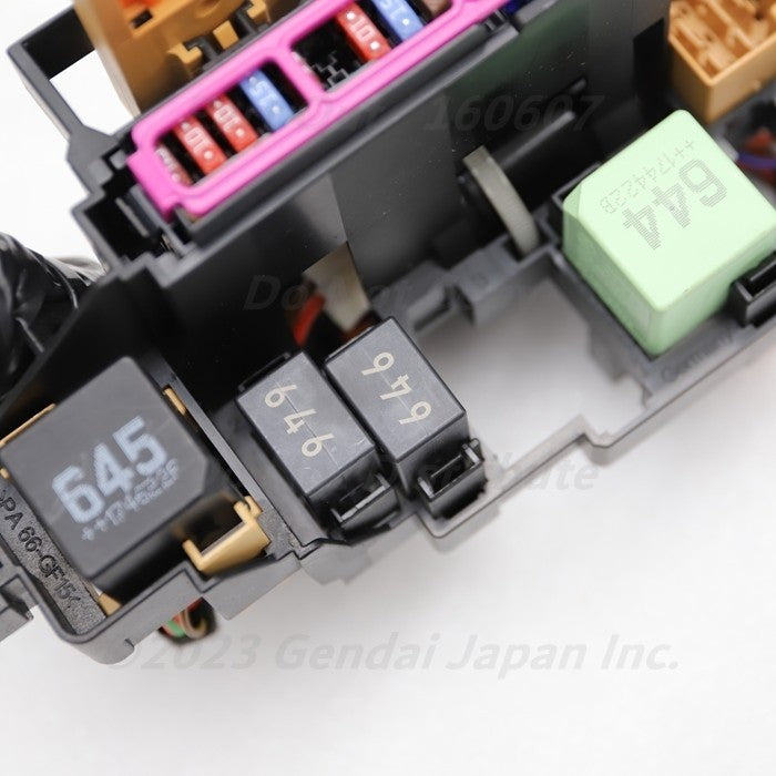 Macan Turbo 95B Fuse Box 8K2937503B Porsche 95BCTL