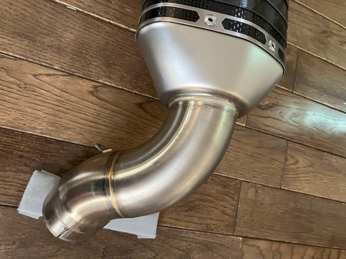 AKRAPOVIC Slip-On Muffler Carbon for Kawasaki Ninja 1000sx