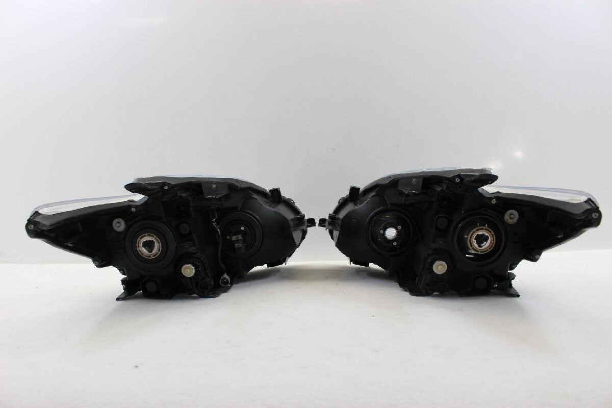 Toyota Prius ZVW30 Early Model Headlight Halogen KOITO 47-29