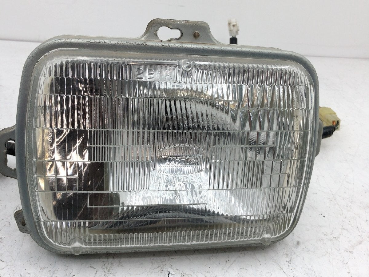 Mitsubishi Minicab U42T Headlight and Cover Trim blinker turn signal