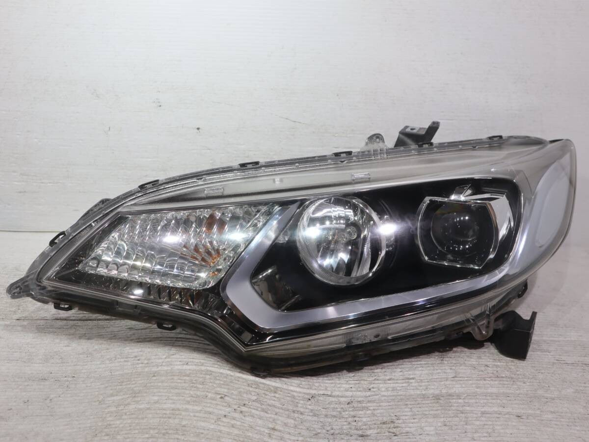 Honda Jazz Fit GK3 GK4 GK5 GK6 GP5 GP6 Early Model LED Headlight STANLEY W1948
