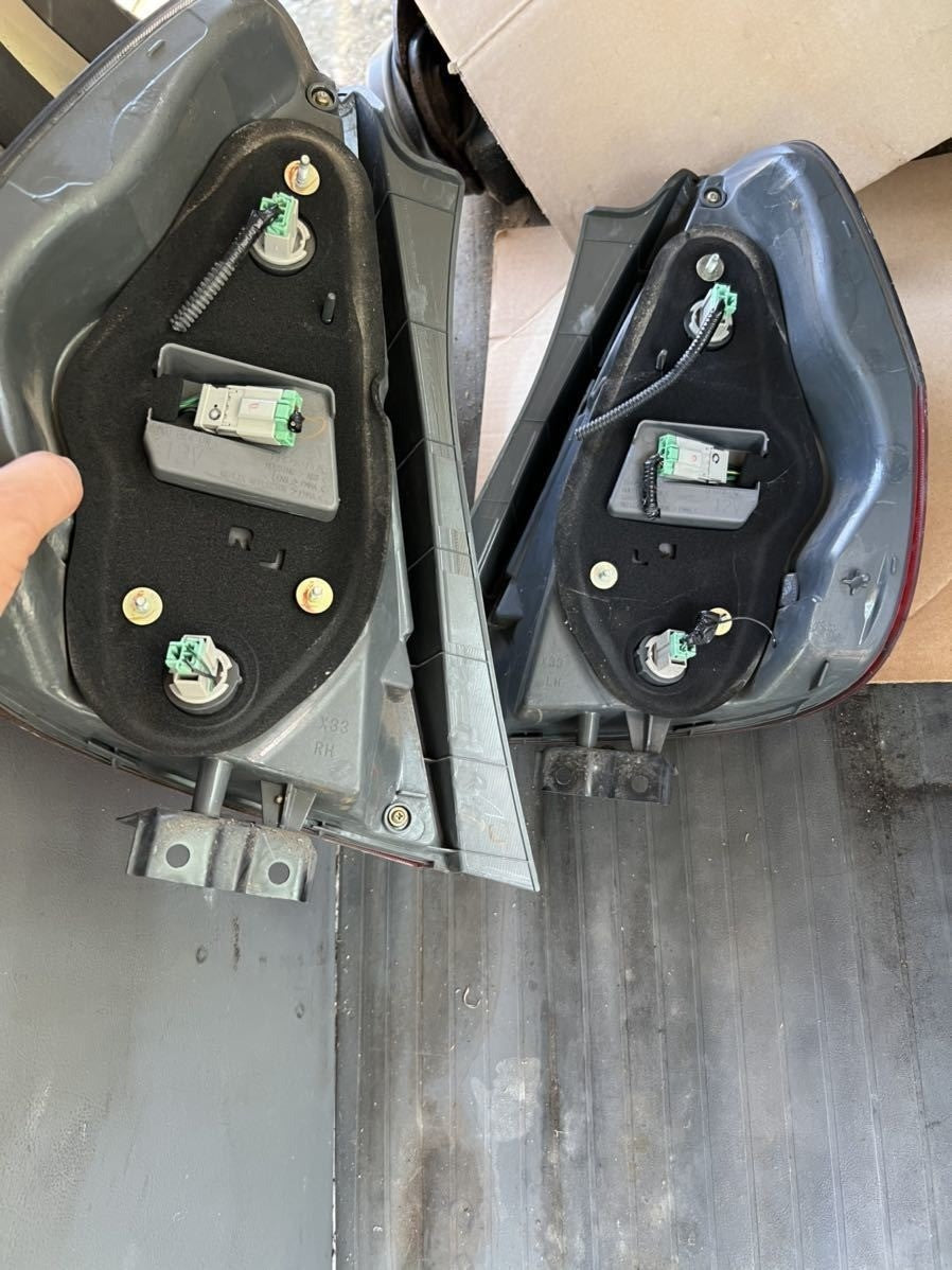 Honda Genuine Jazz / Fit GD 01-07 LED Tail Light Lamp Left Right Pair OEM