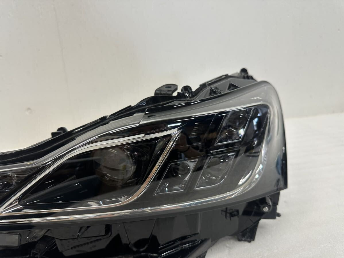 LEXUS IS 30 series Mid-term ASE30 AVE30 AVE35 GSE31 Left Headlight KOITO 53-100