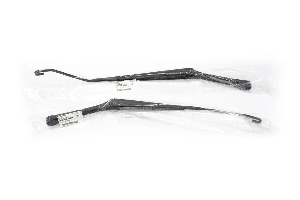 SUBARU GENUINE OEM IMPREZA 97-00 GC8 WRX Front Glass Windshield Wiper Arm Set