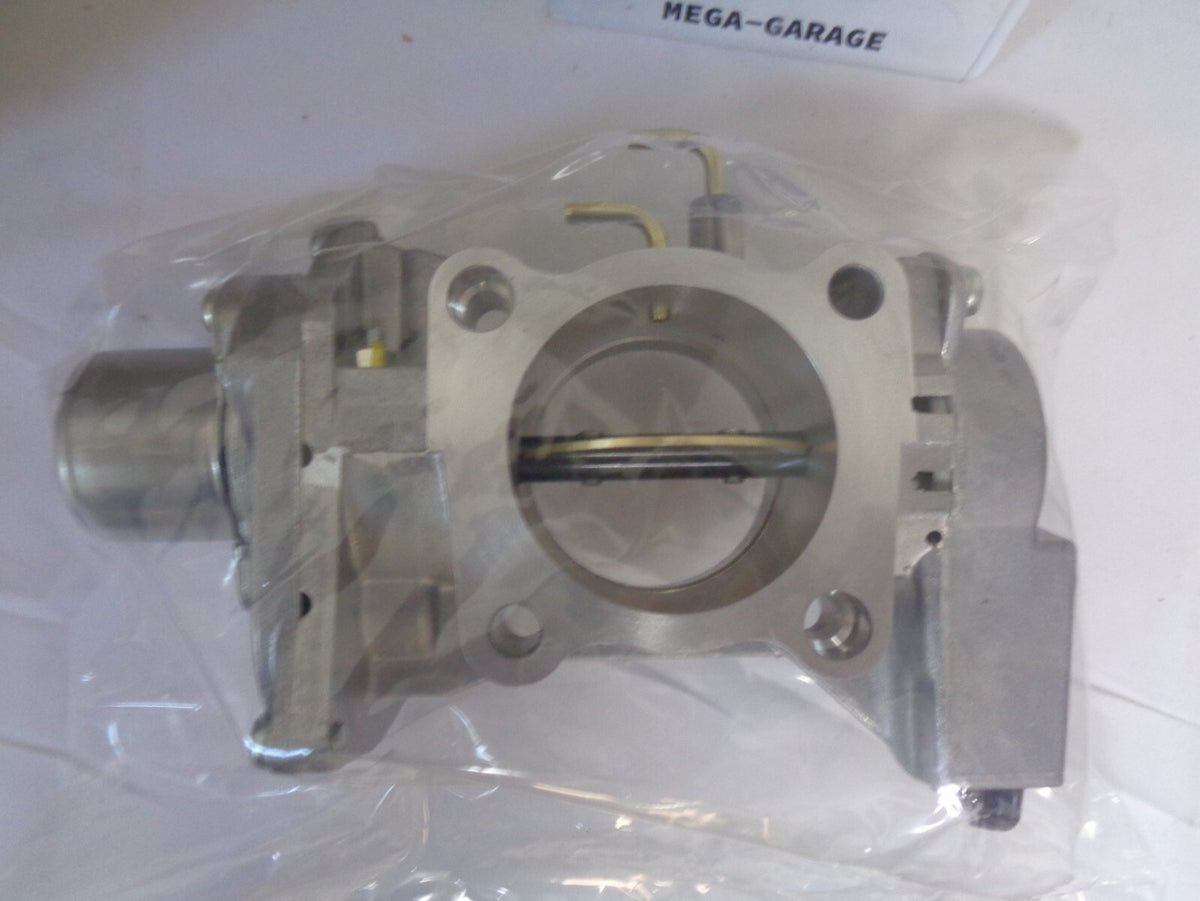 26100-67100 Genuine Toyota LAND CRUISER LX DIESEL Throttle Body