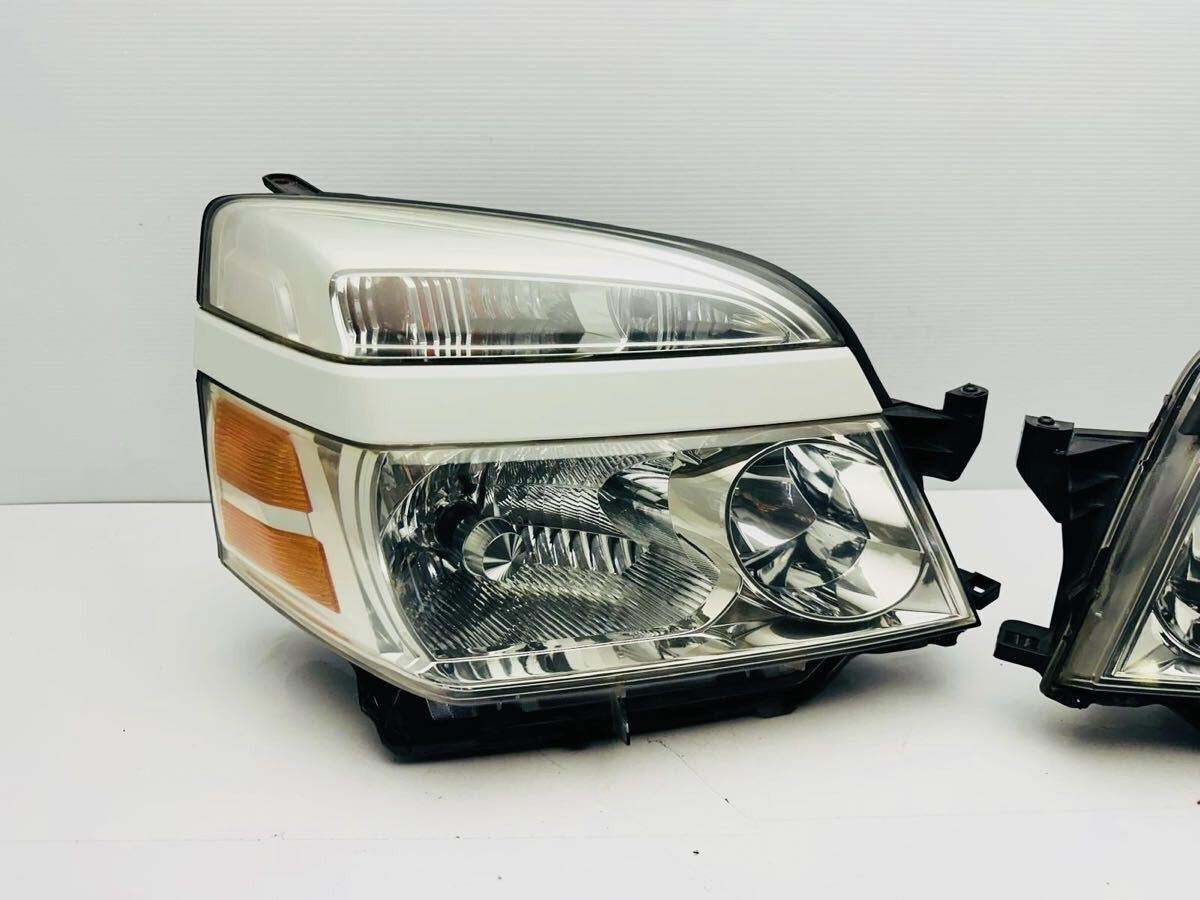 Toyota Voxy AZR60G AZR65G 2004-2007 HID Headlight KOITO 28-183 OEM JDM