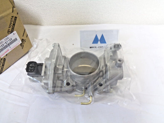 26100-67100 Genuine Toyota LAND CRUISER LX DIESEL Throttle Body