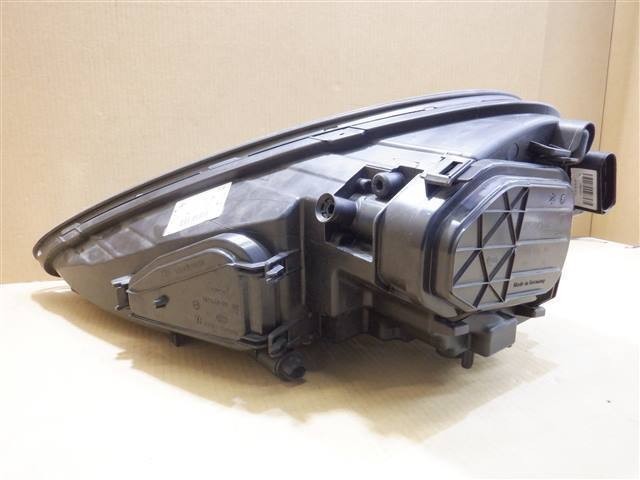 Porsche 958 Cayenne Early Model HID Headlight Right 7P5941032P Genuine OEM