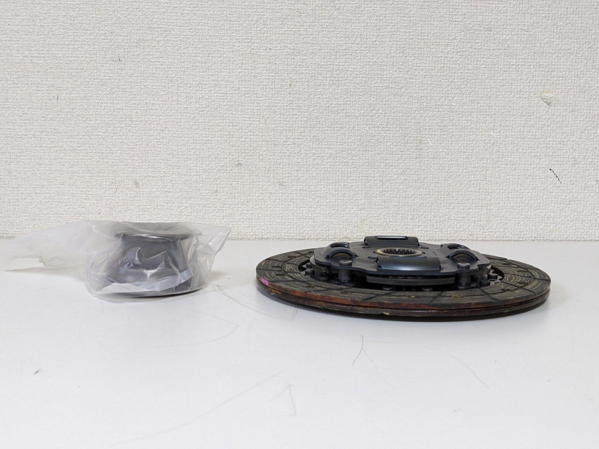 22810-PCY-003 22200-PCX-055 HONDA OEM S2000 CLUTCH RELEASE BEARING & DISC Set