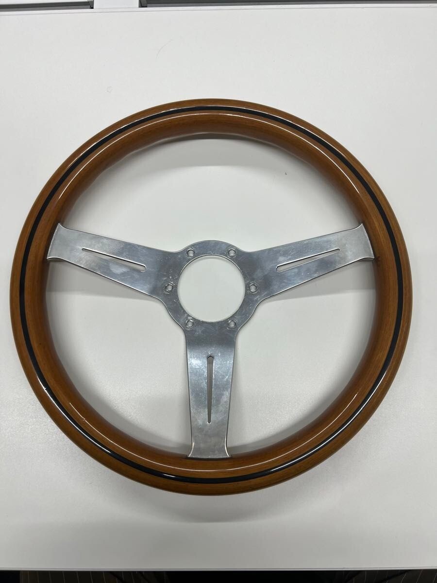 NARDI Classic 32.5cm Wood Steering Wheel