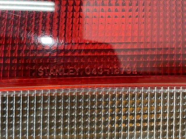 Mitsubishi Mirage CJ1A CJ2A 1995-2000 Tail Light Stanley 043-1679 Genuine OEM