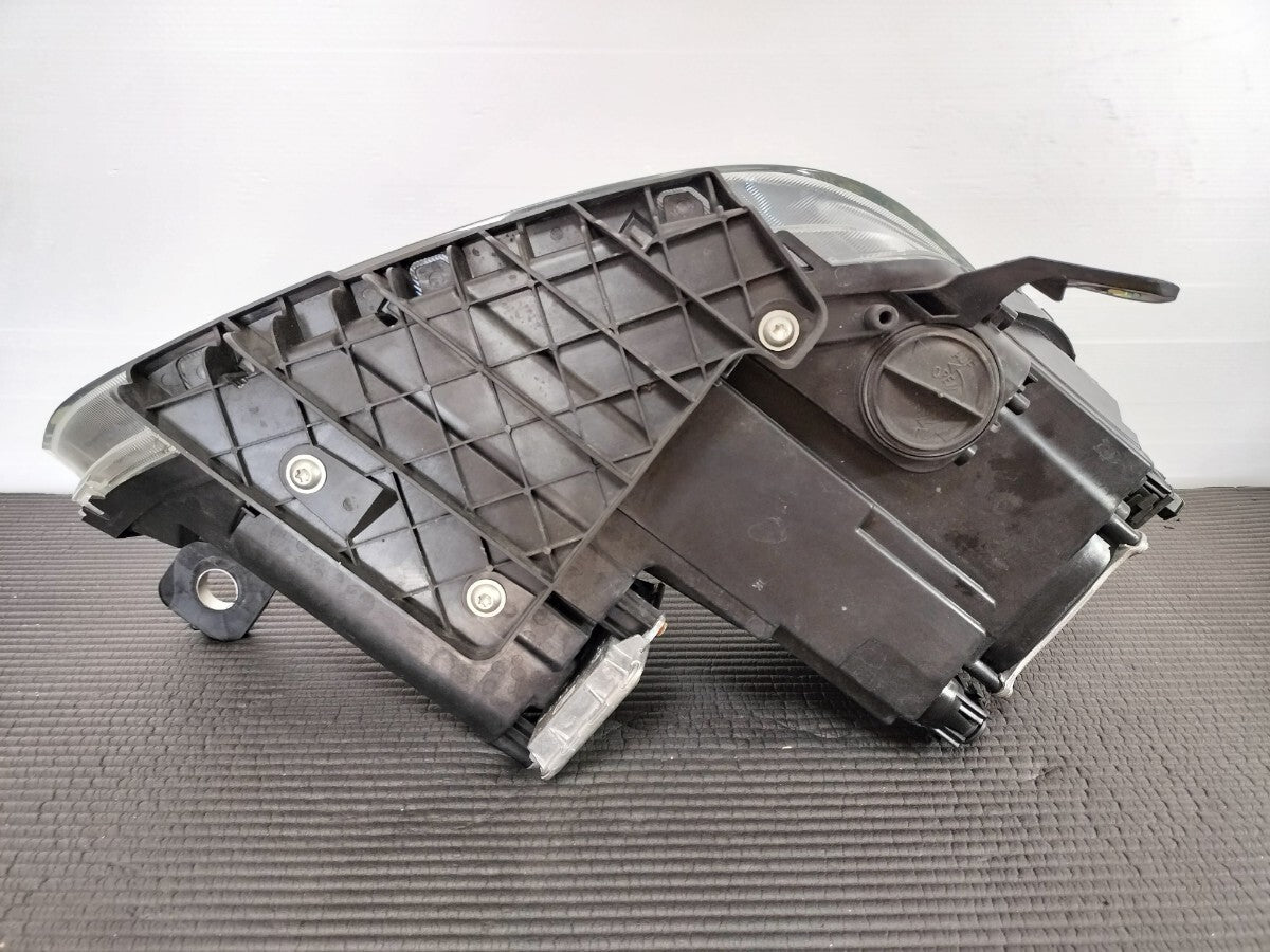 Maserati Ghibli MG30 Left Headlight Lamp HID Genuine OEM