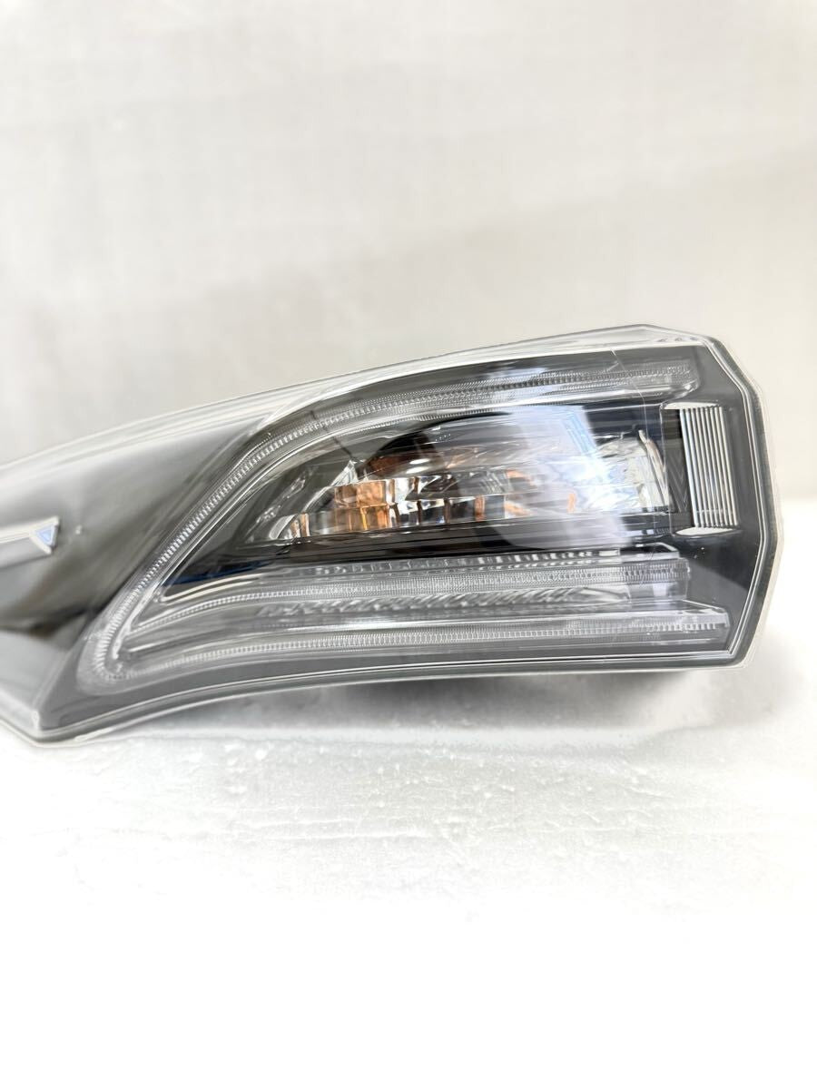 Toyota Harrier 60 Series 2013-2017 Left Outer Tail Light Lamp Genuine OEM JDM