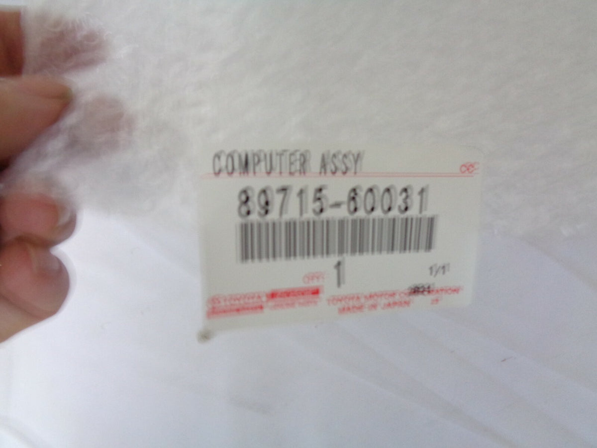 Toyota Genuine COMPUTER FOLD SEAT CONTROL URJ50 GX460 89715-60031 OEM New