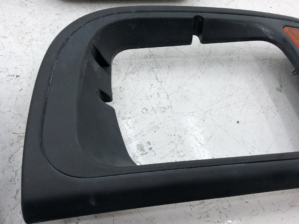 Mitsubishi Minicab U42T Headlight and Cover Trim blinker turn signal