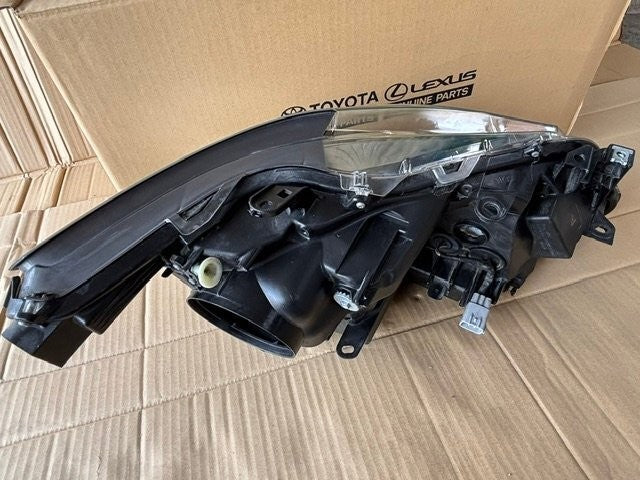 Toyota CROWN athlete 210 AWS210 GRS210 Early Model Left Headlight Light Lamp