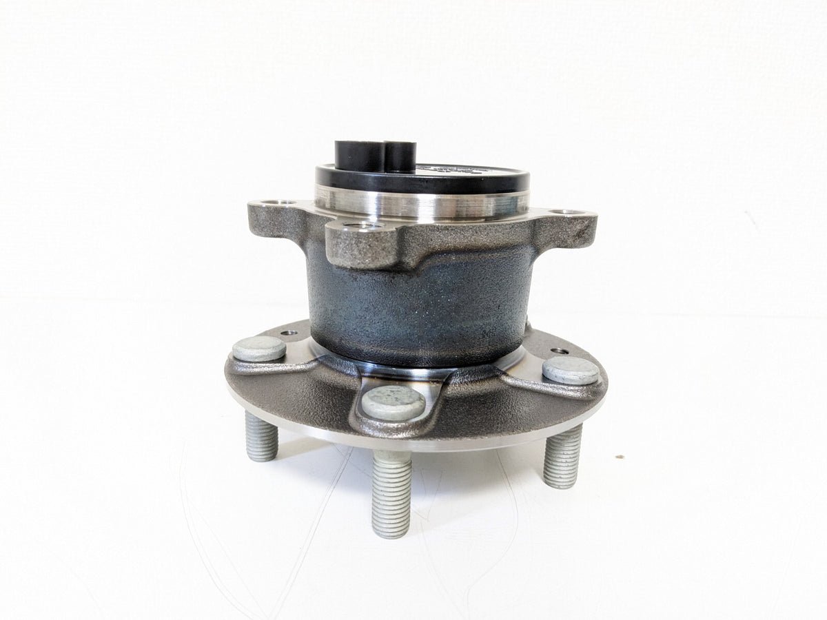 D10E-26-15X MAZDA Genuine Wheel Bearing & Hub Kits CX-3 OEM Japan NEW