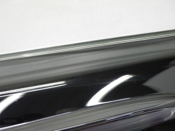 Toyota Harrier 60 Series Early Model Right Outer Tail Light Lamp Genuine OEM JDM