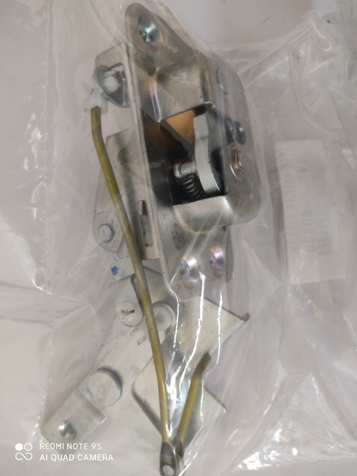 69320-90800 TOYOTA Genuine LOCK ASSY FRONT DOOR LH Left BJ42 FJ40 OEM