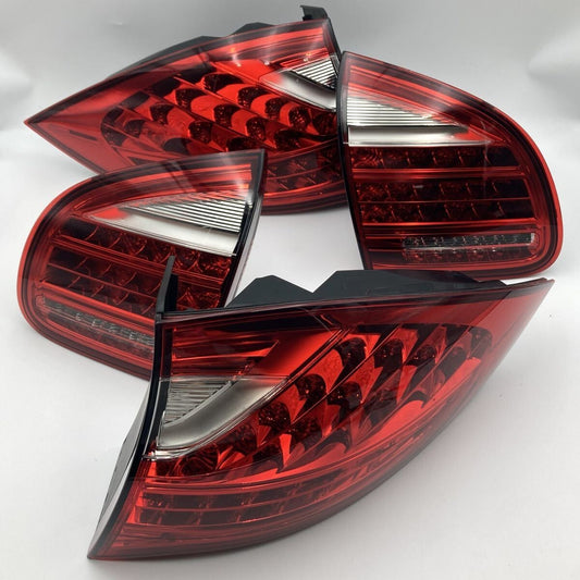 Porsche Cayenne 958 Early Model Tail Light Rear Lamp OEM Genuine