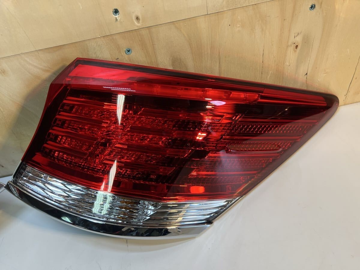 Toyota Crown Royal AWS210 GRS210 2015-2018 Tail Lights LED Rear Lamps OEM JDM