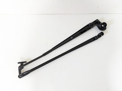 85211-52391 Toyota Genuine OEM Arm, front wiper YARIS NCP13# 2011/08-  For RHD