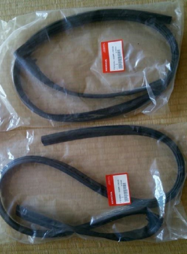 HONDA Genuine Integra Type R DC5 Side Door Weatherstrip Right Left Set