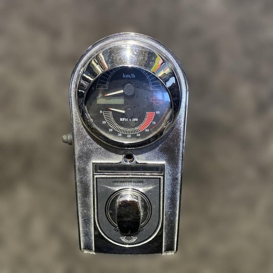 Harley-Davidson Heritage Softail Classic FLSTC 1450 Instrument Gauge Cluster