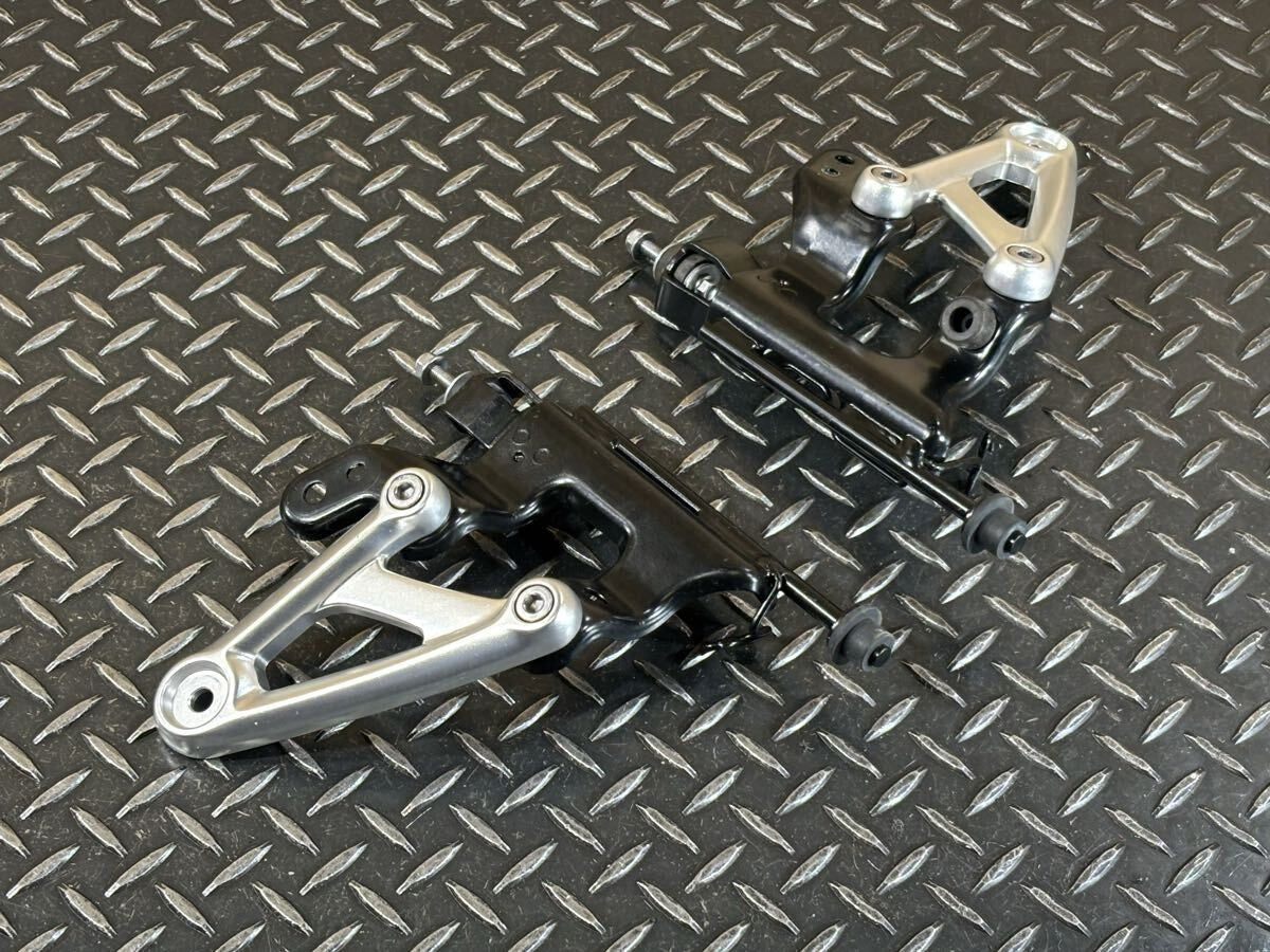 Triumph Thruxton 1200 R 2016-2019 Headlight Bracket Genuine OEM