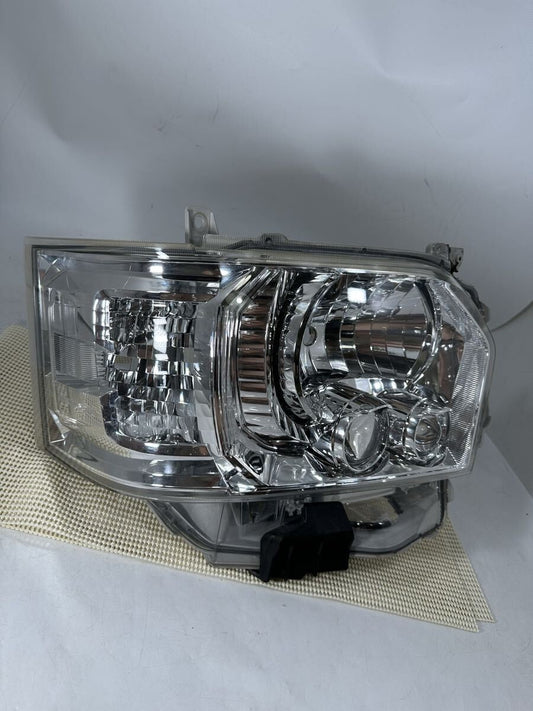 Toyota HiAce TRH KDH GDH 200 Series Right LED Headlight KOITO 26-137 OEM 2013-