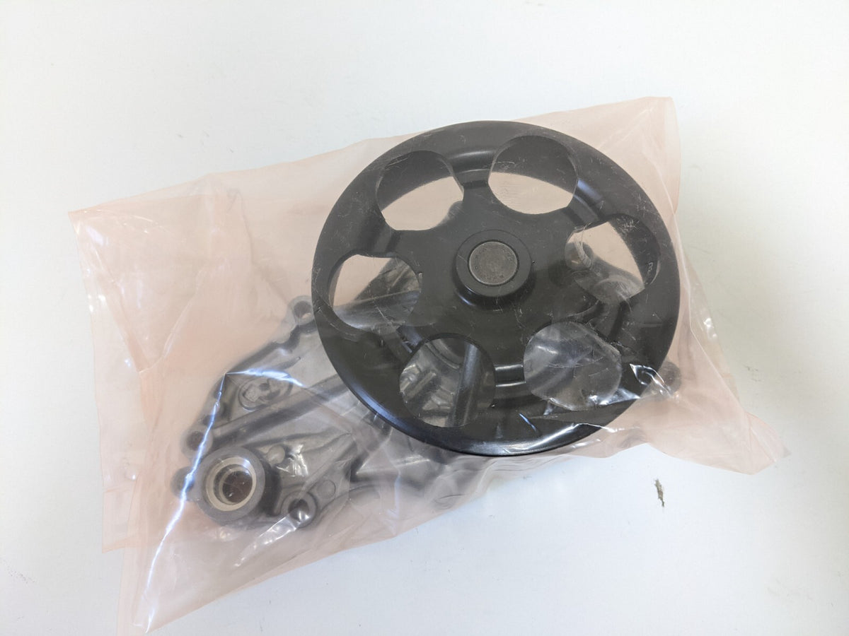 19200-PRB-A01 Genuine Honda &Acura Water Pump Civic Integra DC5 K20A K20A2 K20Z1