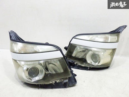 Toyota Voxy ZRR70 ZRR75 2010-2014 HID Headlight Lamp KOITO 28-225 OEM JDM