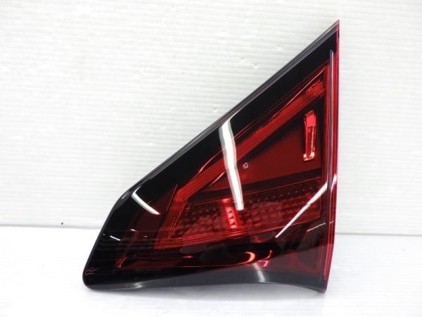 Nissan Kicks P15 RP15 Right Inner Tail Light Lamp Finisher ICHIKOH D253 OEM JDM