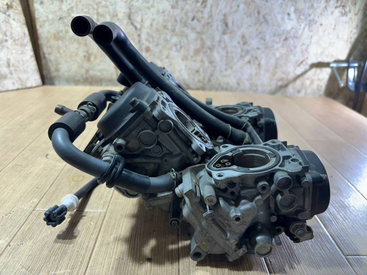 Honda RVF400 NC35 1994-1999 Carburetor Genuine OEM