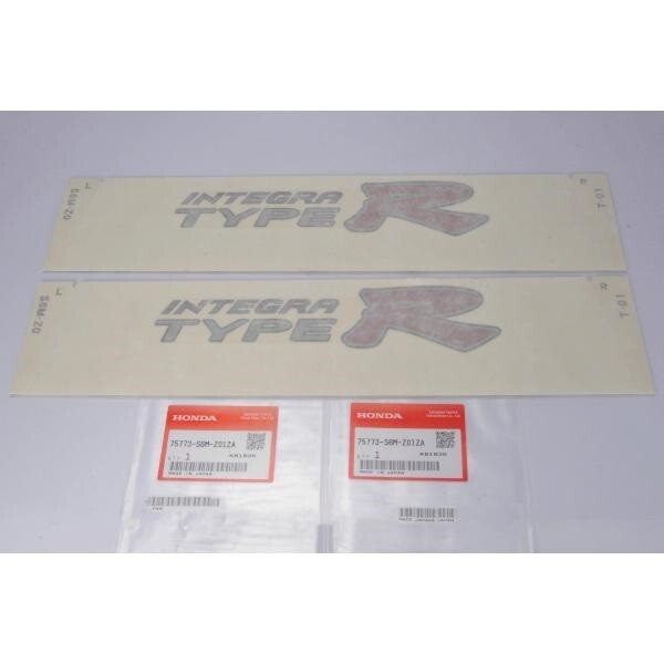 75773-S6M-Z01ZA x 2 Genuine Honda  Side Sticker Set Integra Type R DC5