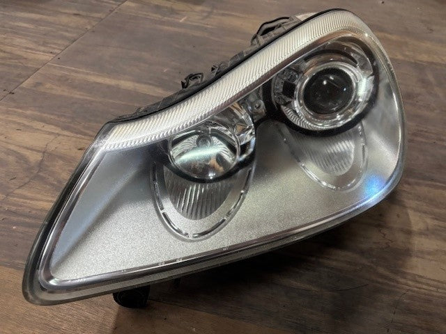 Porsche Cayenne 957 Left Headlight Headlamp Genuine OEM