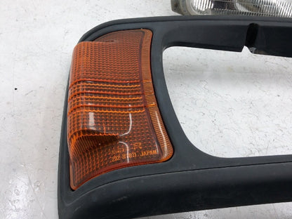 Mitsubishi Minicab U42T Headlight and Cover Trim blinker turn signal