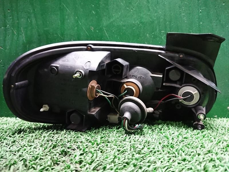 Mazda MX-5 Miata Roadster NB8C NB6C NB Early Model Taillight Right ICHIKOH 4816