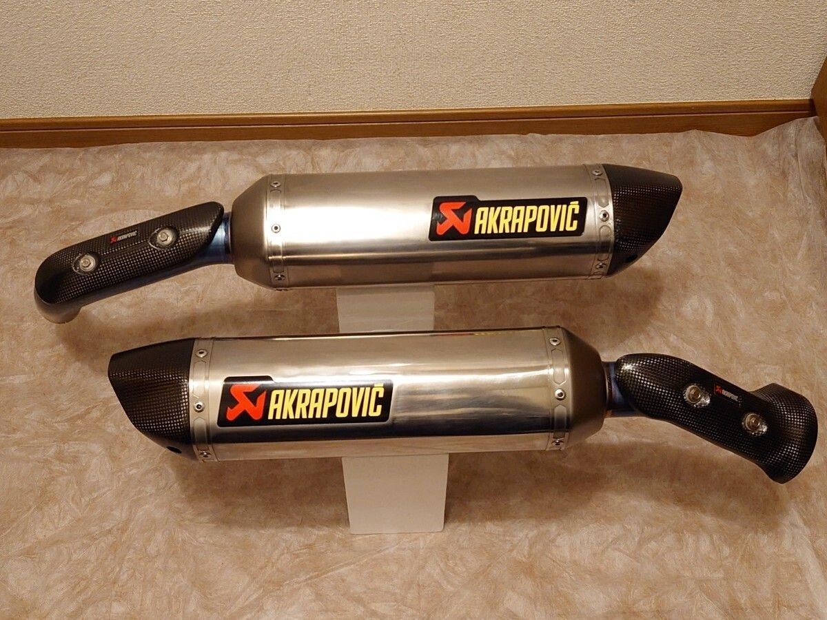 AKRAPOVIC Slip-on Titanium Muffler Silencer for Yamaha YZF-R1 2009-2014