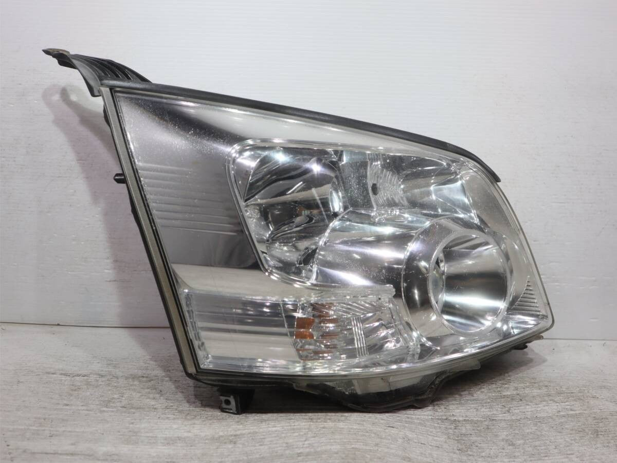 Toyota NOAH ZRR70G ZRR75 Early Model Headlight KOITO 28-201 Genuine OEM JDM