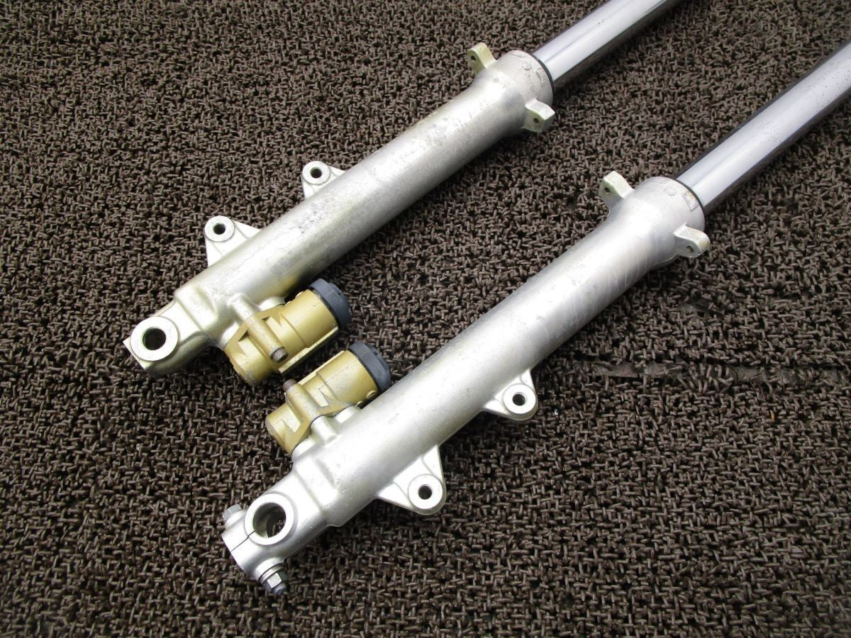 Suzuki GSX-R750 GR71G Front Fork Suspension