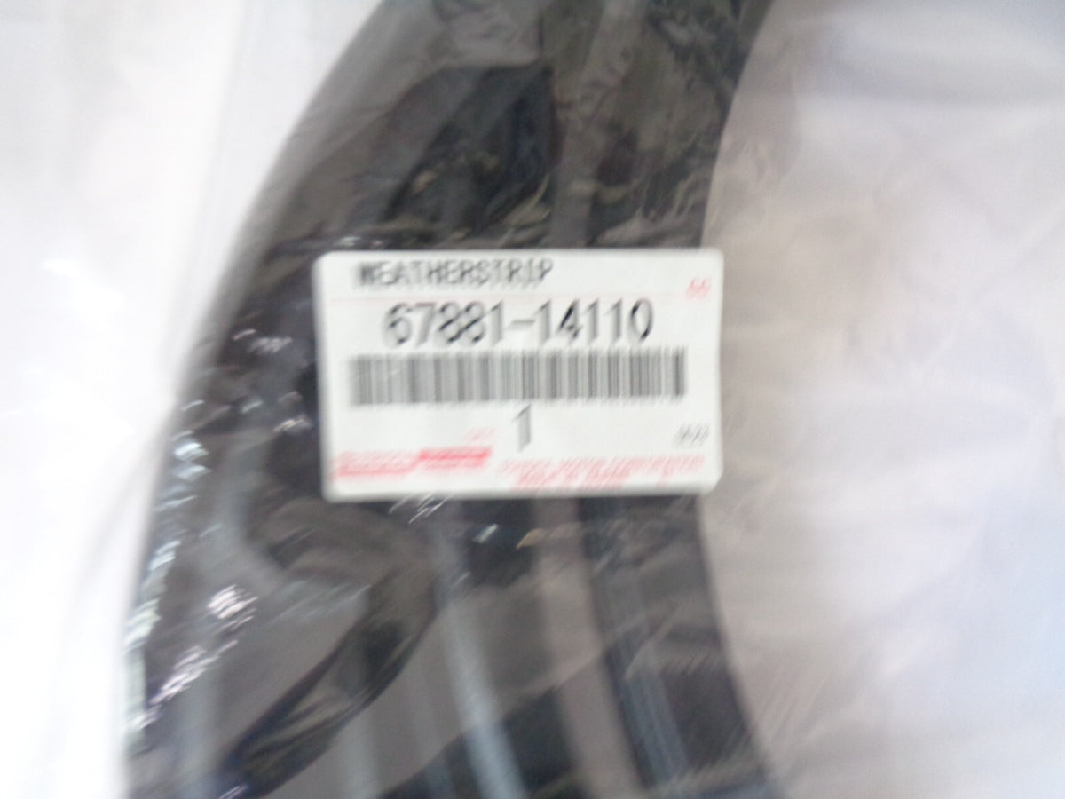 67881-14110 Toyota Genuine Supra GA70 MA70 JZA70  Back Door Weather Strip OEM