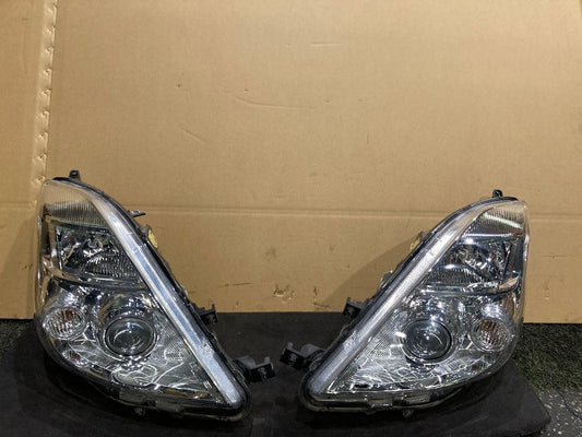 Toyota ISIS ANM10 ANM15 ZGM10 ZGM15 Headlight Lamp KOITO 44-68 Genuine OEM JDM