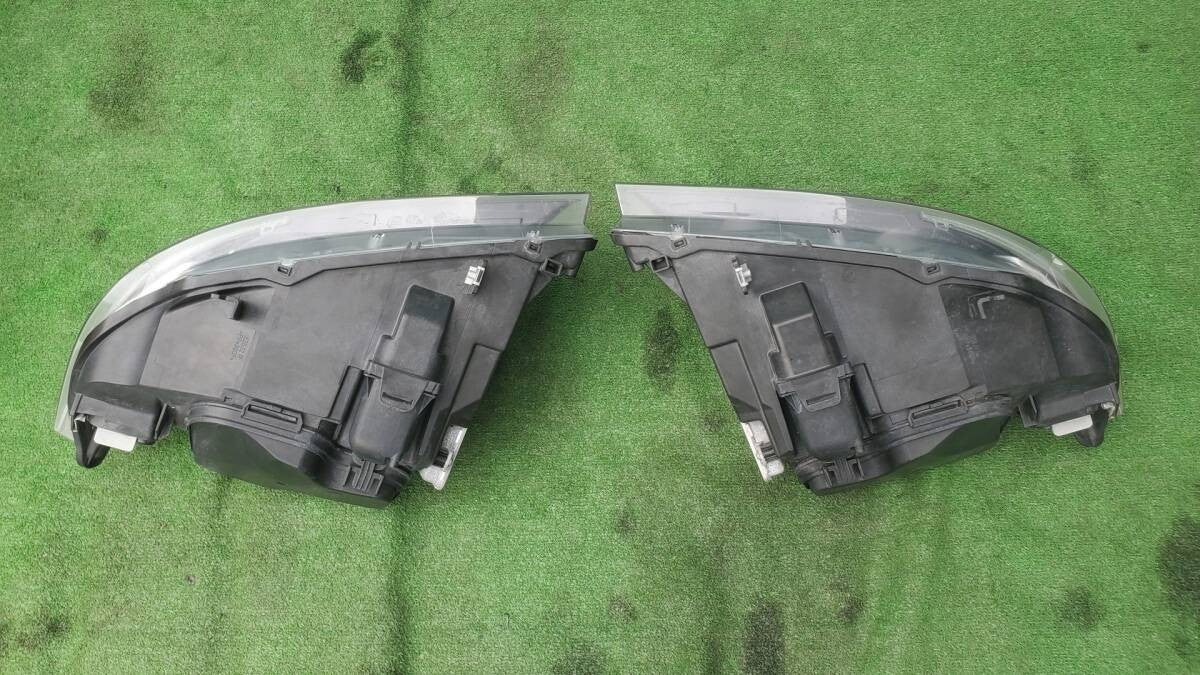 BMW E90 E91 3 Series Genuine HID Xenon Headlights Headlamps, Left/Right set