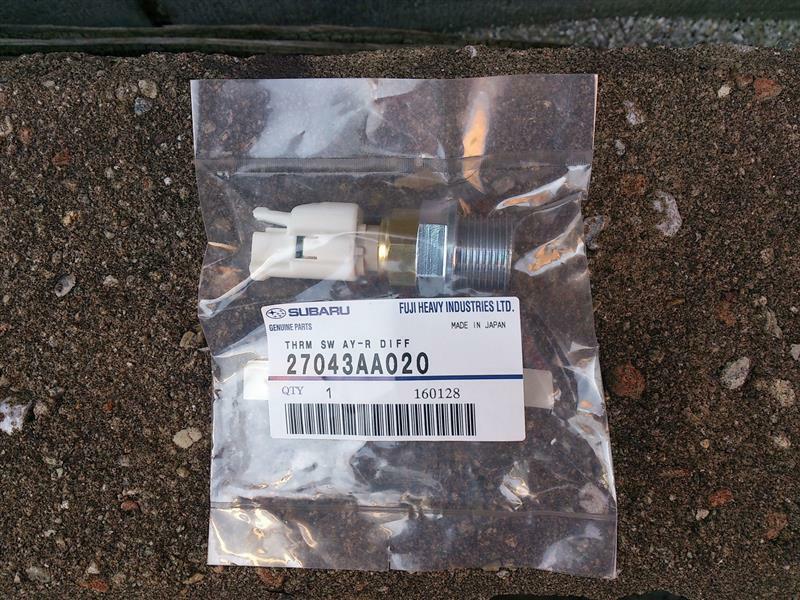 27043AA020 Genuine Rear Differential Sensor Temperature SUBARU